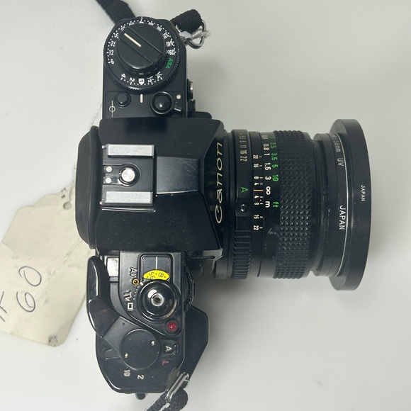 Canon A-1 A1 Film Camera with Canon 28mm f/2.8 Lens - Picture 6 of 14
